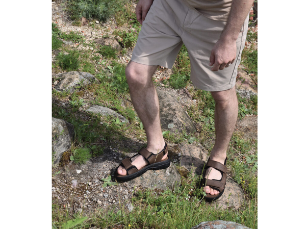 OmaKing Lauri Classic leather sandals Brown