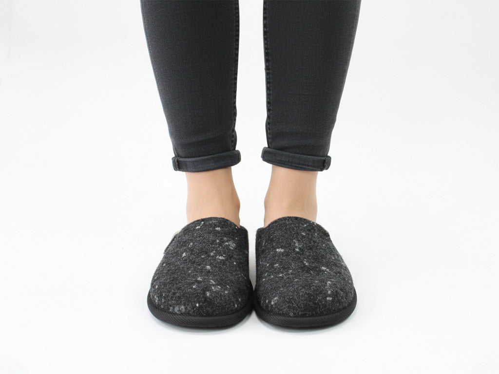 OmaKing Pelsi slippers