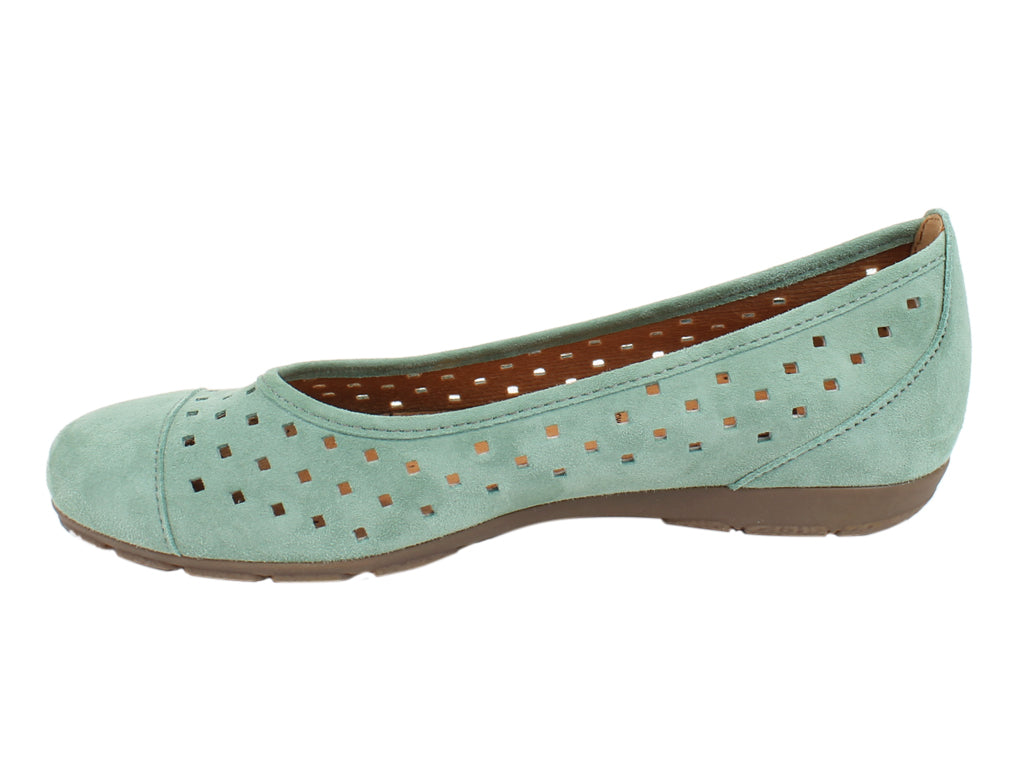 Gabor Women Pumps Ruffle 24.169.33 Menta side view